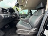 Used 2025 Honda Pilot SUV