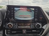 Used 2021 Toyota Highlander SUV