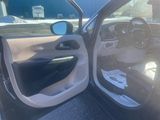 Used 2024 Chrysler Pacifica Van