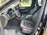 Used 2024 Volvo XC40 SUV