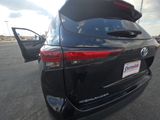 Used 2024 Toyota Highlander Hybrid SUV