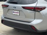 Used 2024 Toyota Highlander Hybrid SUV
