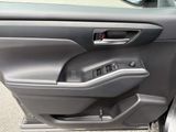 Used 2023 Toyota Highlander SUV