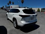 Used 2022 Toyota Highlander Hybrid SUV