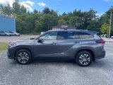 Used 2022 Toyota Highlander Hybrid SUV