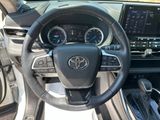 Used 2022 Toyota Highlander Hybrid SUV