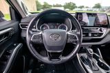 Used 2022 Toyota Highlander Hybrid SUV