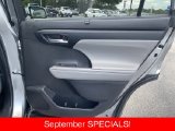 Used 2023 Toyota Highlander SUV