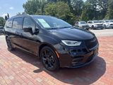 Used 2025 Chrysler Pacifica Van