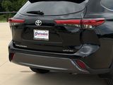 Used 2023 Toyota Highlander SUV