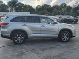 Used 2017 Toyota Highlander SUV