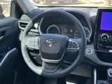 New 2026 Toyota Highlander Hybrid SUV
