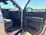 Used 2025 GMC Yukon XL SUV