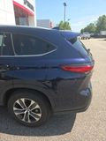 Used 2022 Toyota Highlander Hybrid SUV