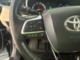 Used 2021 Toyota Highlander SUV