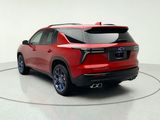 Used 2024 Chevrolet Traverse SUV