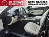Used 2025 Nissan Altima Sedan