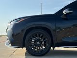 Used 2023 Toyota Highlander SUV