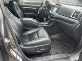 Used 2017 Toyota Highlander SUV