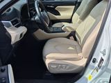 Used 2025 Toyota Highlander SUV