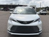New 2026 Toyota Sienna Van