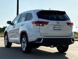 Used 2017 Toyota Highlander SUV