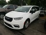 Used 2024 Chrysler Pacifica Van