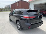 Used 2021 Toyota Highlander Hybrid SUV