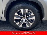 Used 2023 Toyota Highlander SUV