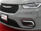 Used 2025 Chrysler Pacifica Van
