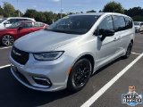 Used 2024 Chrysler Pacifica Van