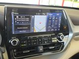 Used 2021 Toyota Highlander SUV
