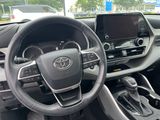 Used 2024 Toyota Highlander SUV