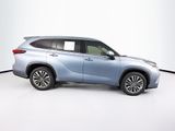 Used 2021 Toyota Highlander SUV