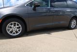 Used 2023 Chrysler Pacifica Van