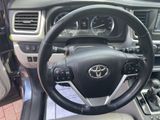 Used 2017 Toyota Highlander SUV