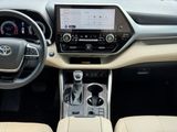 Used 2024 Toyota Highlander SUV