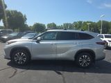 Used 2025 Toyota Highlander SUV