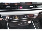 New 2026 Kia Carnival MPV Van
