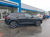 Used 2025 Chevrolet Trax SUV