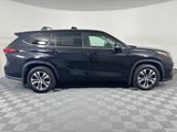 Used 2023 Toyota Highlander SUV
