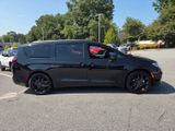 Used 2026 Chrysler Pacifica Van