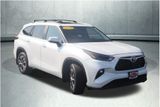 Used 2025 Toyota Highlander SUV