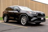 Used 2022 Toyota Highlander Hybrid SUV