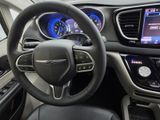 Used 2024 Chrysler Pacifica Van