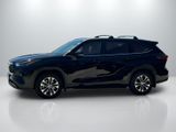 Used 2023 Toyota Highlander SUV