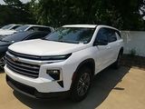Used 2025 Chevrolet Traverse SUV