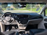 Used 2022 Chrysler Pacifica Van