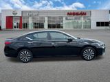 Used 2025 Nissan Altima Sedan