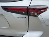 Used 2024 Toyota Highlander Hybrid SUV